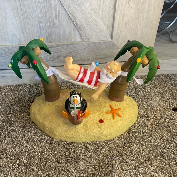 GEMMY SANTA IN HAMMOCK ANIMATED MUSICAL FIGURE JIMMY BUFFETT 5 O'CLOCK SOMEWHERE - Picture 3 of 10